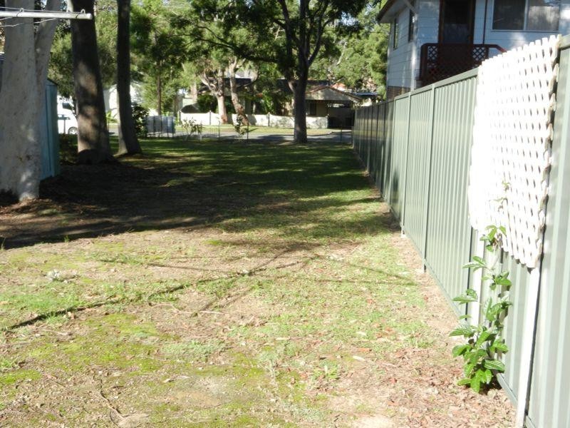 13 Warwick Avenue MANNERING PARK 2259, Mannering Park NSW 2259