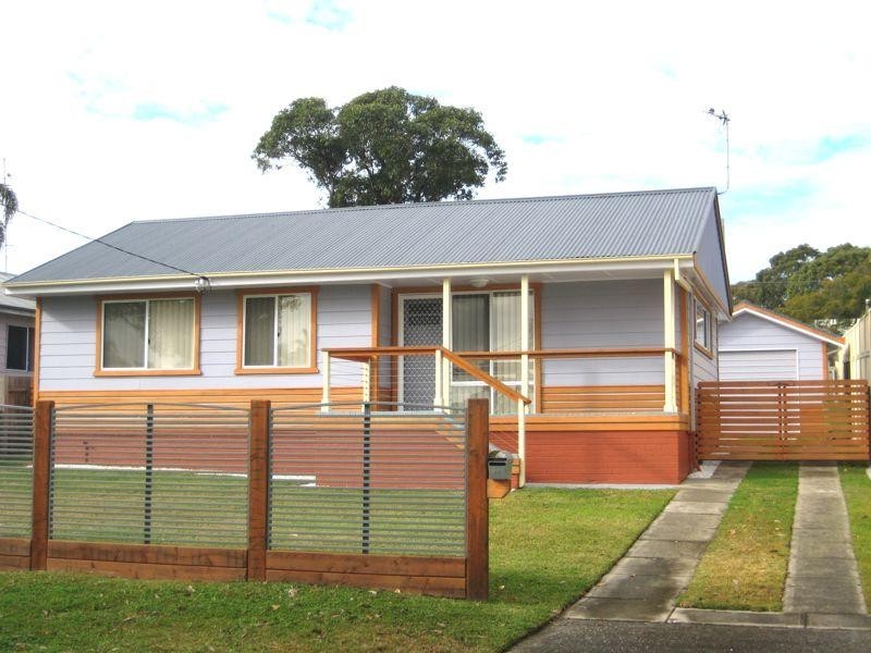 33 Spencer Road MANNERING PARK 2259, Mannering Park NSW 2259