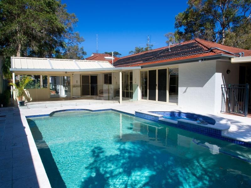 8 Government Road SUMMERLAND POINT 2259, Summerland Point NSW 2259