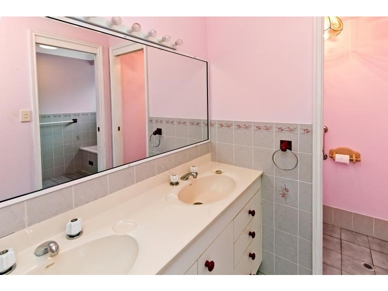 13 Birrabang Avenue SUMMERLAND POINT 2259, Summerland Point NSW 2259