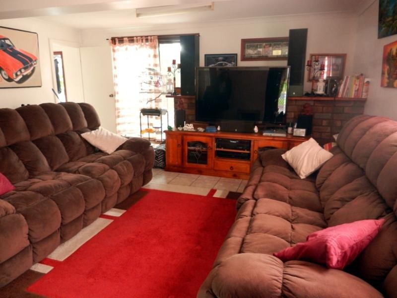 100 Catherine Street MANNERING PARK 2259, Mannering Park NSW 2259