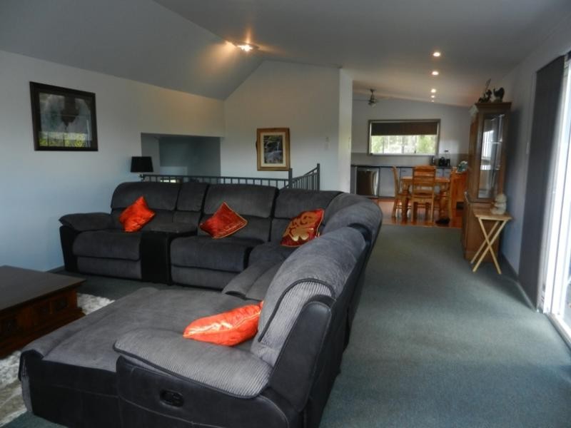 19 Harwood Close MANNERING PARK 2259, Mannering Park NSW 2259