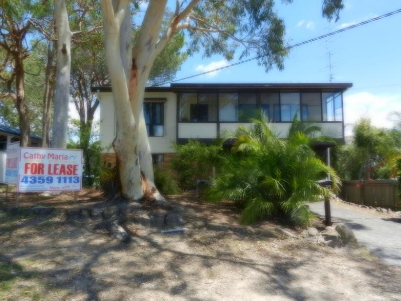 35 Murraba Crescent, Gwandalan NSW 2259