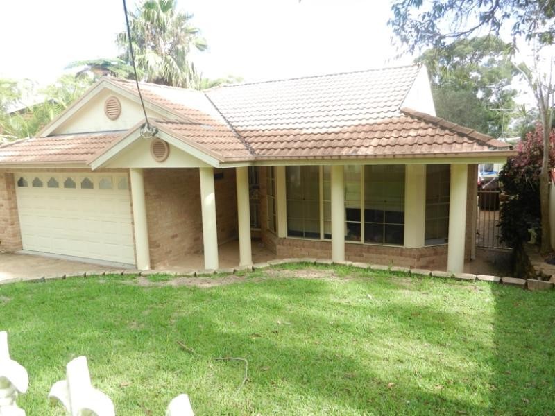 6 Griffith Street, Mannering Park NSW 2259