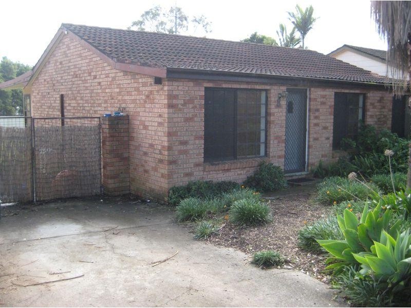 8 Catherine Street MANNERING PARK 2259, Mannering Park NSW 2259