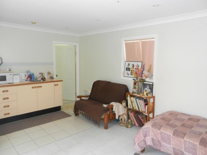 18 Kullaroo Road, Summerland Point NSW 2259