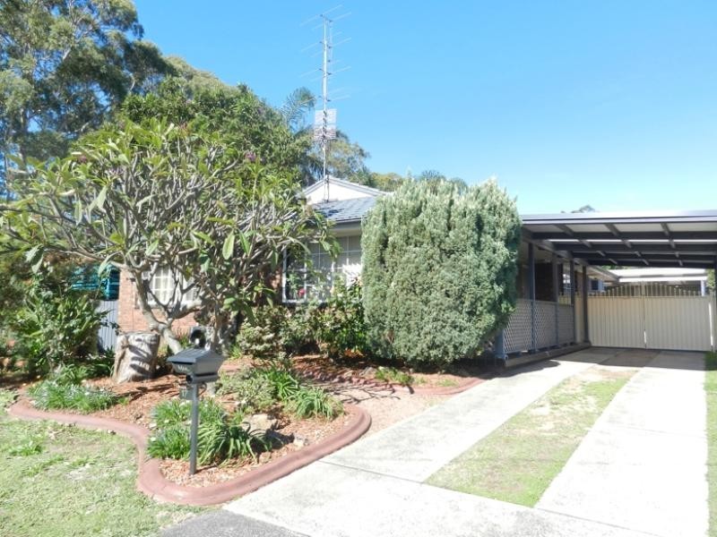 17 Halcyon Street MANNERING PARK 2259, Mannering Park NSW 2259