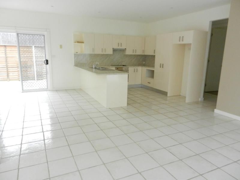 16 High Street, Wyee Point NSW 2259