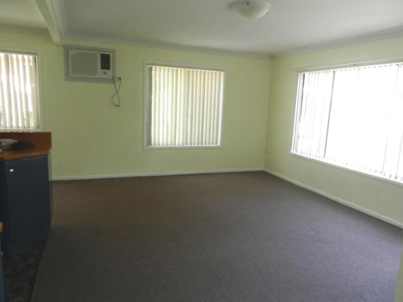 7 Catherine Street MANNERING PARK 2259, Mannering Park NSW 2259