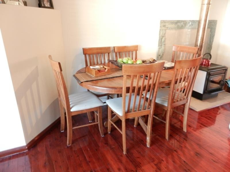 36 Spencer Road, Mannering Park NSW 2259