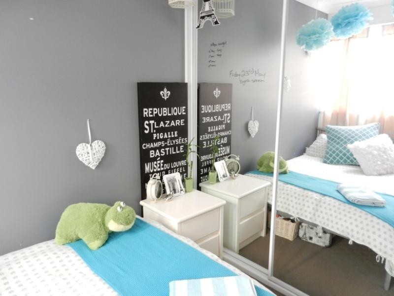 36 Spencer Road, Mannering Park NSW 2259