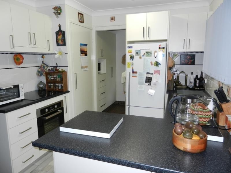5 Illawong  Road, Summerland Point NSW 2259