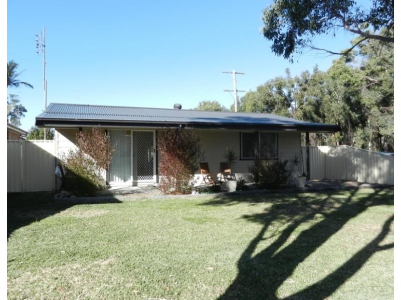 62 Leumeah Avenue CHAIN VALLEY BAY 2259, Chain Valley Bay NSW 2259