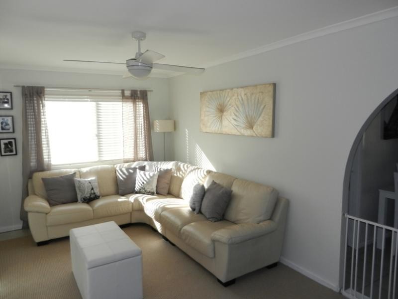 62 Leumeah Avenue CHAIN VALLEY BAY 2259, Chain Valley Bay NSW 2259