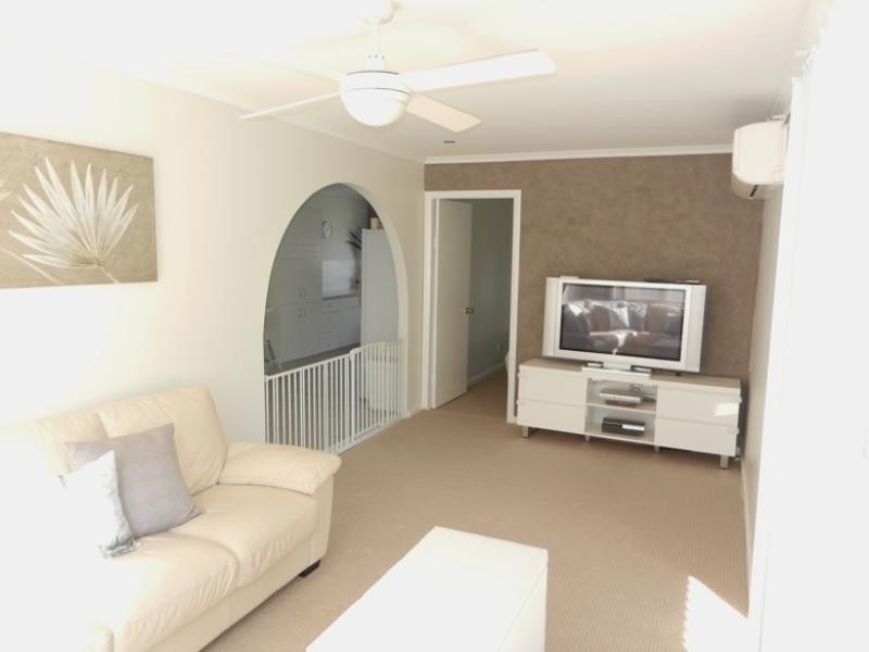 62 Leumeah Avenue CHAIN VALLEY BAY 2259, Chain Valley Bay NSW 2259