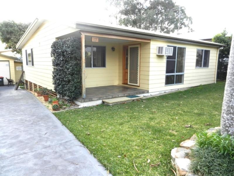 27 Marmion Street, Mannering Park NSW 2259