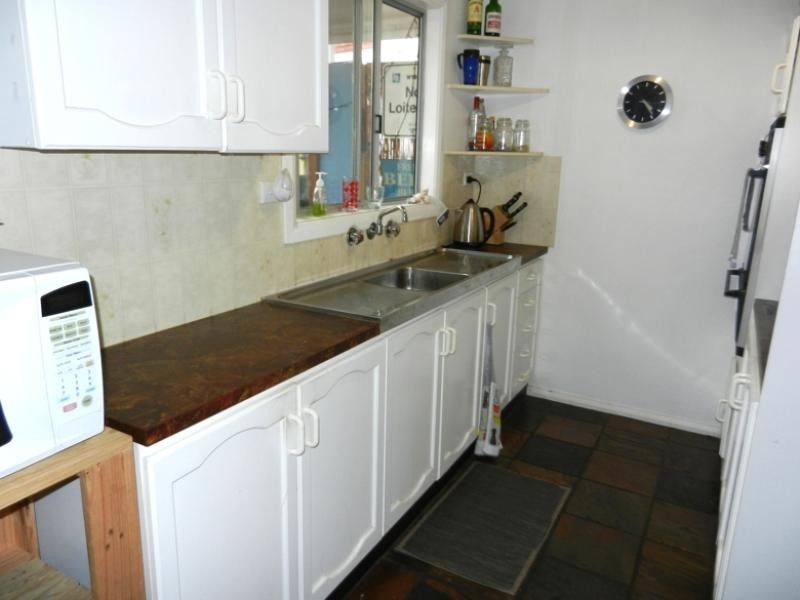 27 Marmion Street, Mannering Park NSW 2259