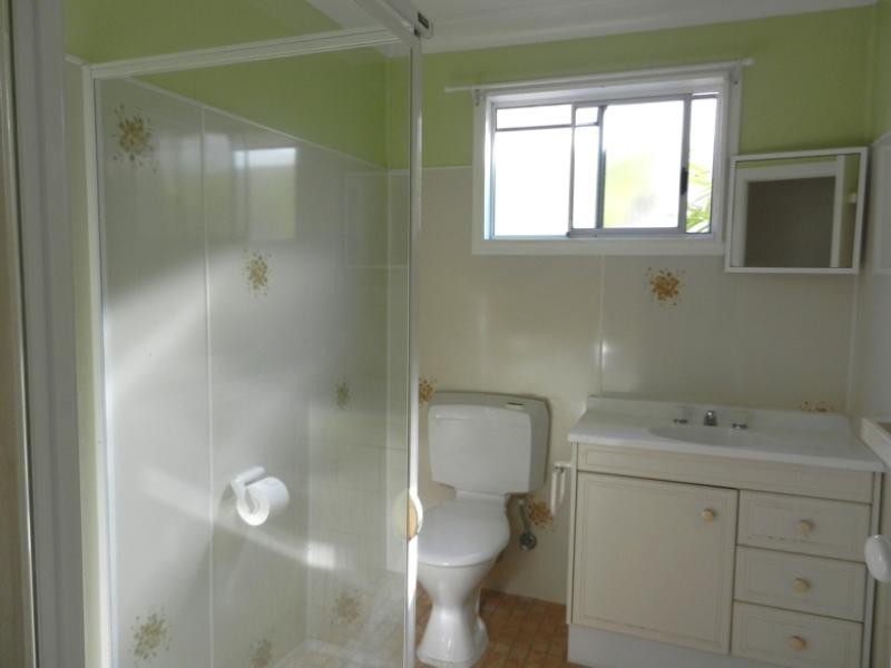 27 Marmion Street, Mannering Park NSW 2259