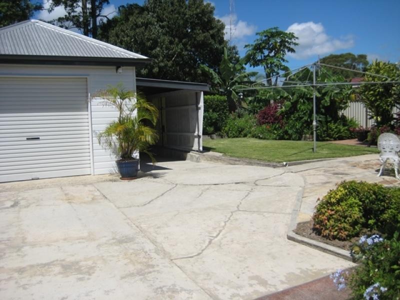 51 Dunvegan Street, Mannering Park NSW 2259