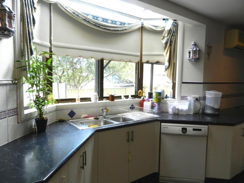 115 Cams Boulevard, Summerland Point NSW 2259