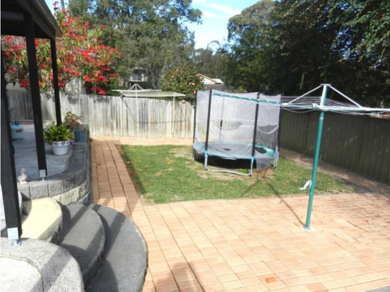 115 Cams Boulevard, Summerland Point NSW 2259