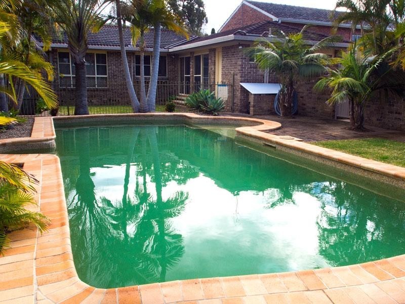 25 Gordon Avenue, Summerland Point NSW 2259