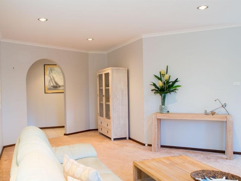 25 Gordon Avenue, Summerland Point NSW 2259