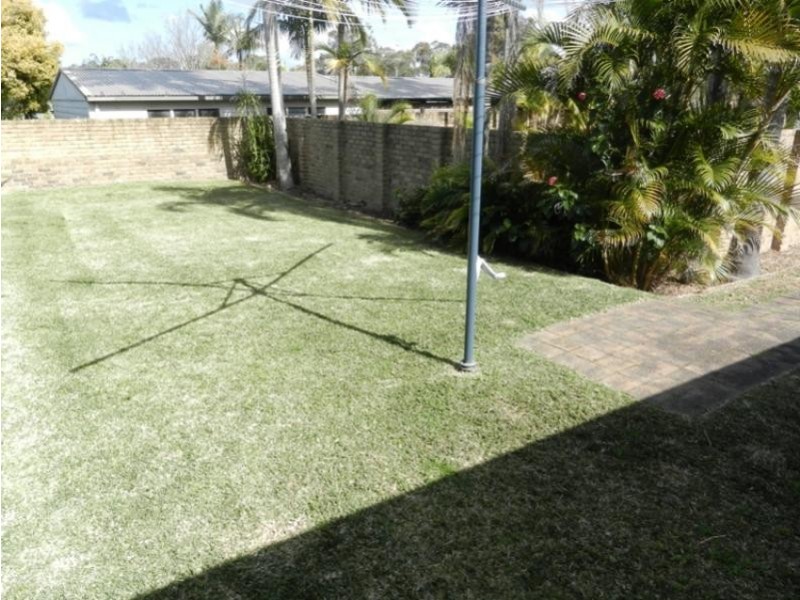 25 Gordon Avenue, Summerland Point NSW 2259