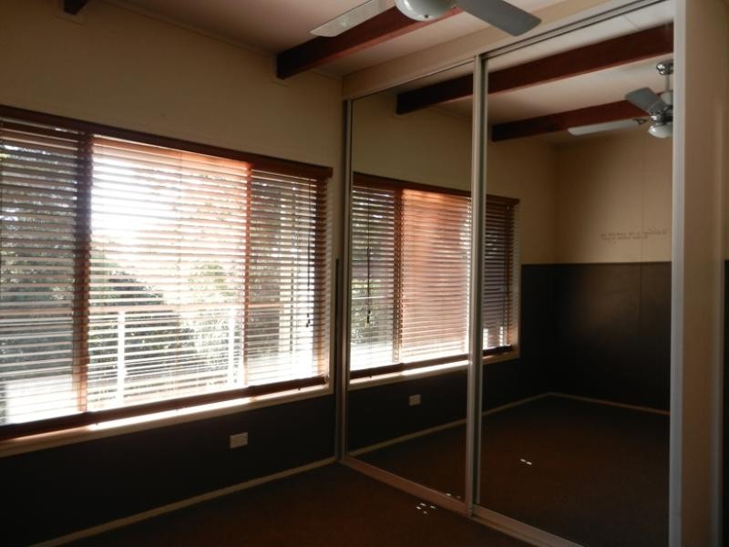 27 Railway Street, Wyee Point NSW 2259