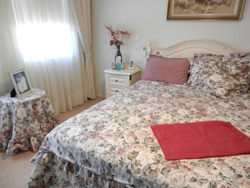 19 Macquarie Road, Mannering Park NSW 2259