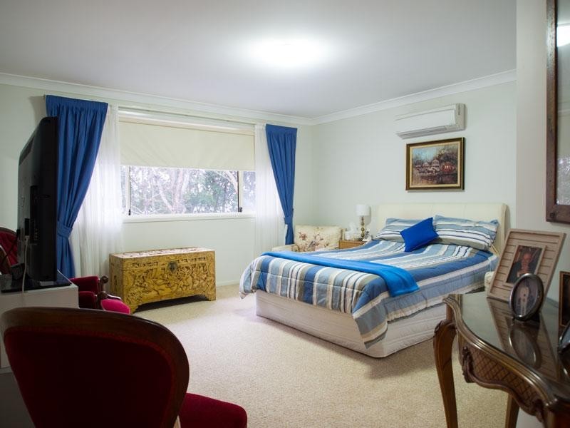 19 Macquarie Road, Mannering Park NSW 2259