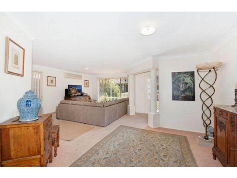 13 Boat Harbour Close, Summerland Point NSW 2259