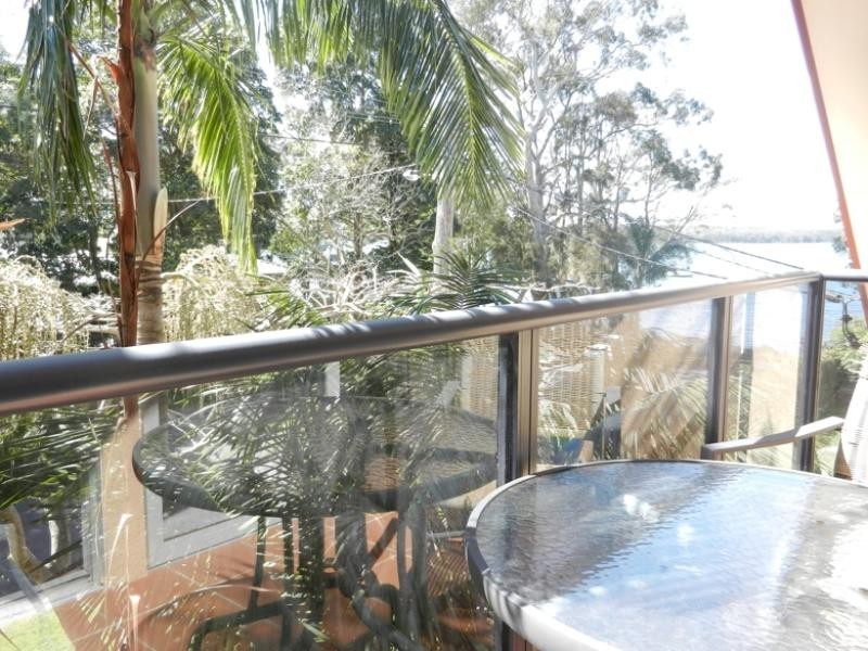 29 Waverley Avenue, Mannering Park NSW 2259