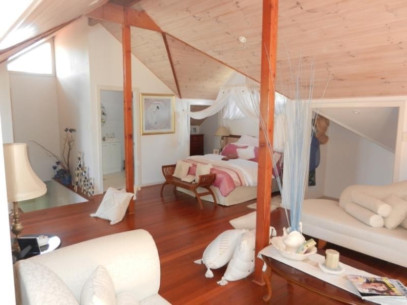 29 Waverley Avenue, Mannering Park NSW 2259