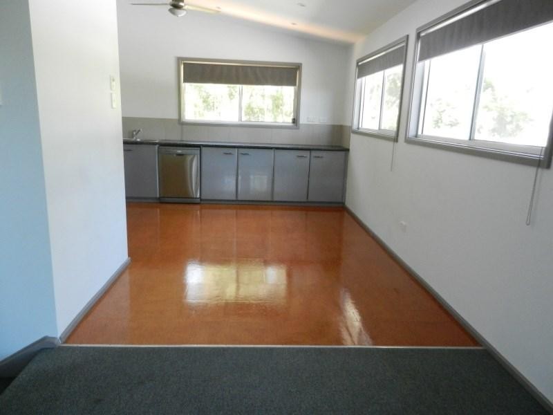 19 Harwood Close, Mannering Park NSW 2259