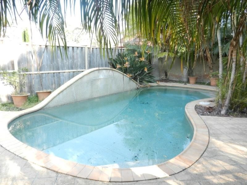 2 Nepean  Avenue, Mannering Park NSW 2259