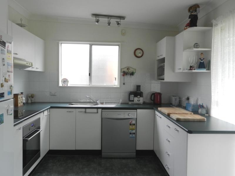 1 Nepean Avenue, Mannering Park NSW 2259