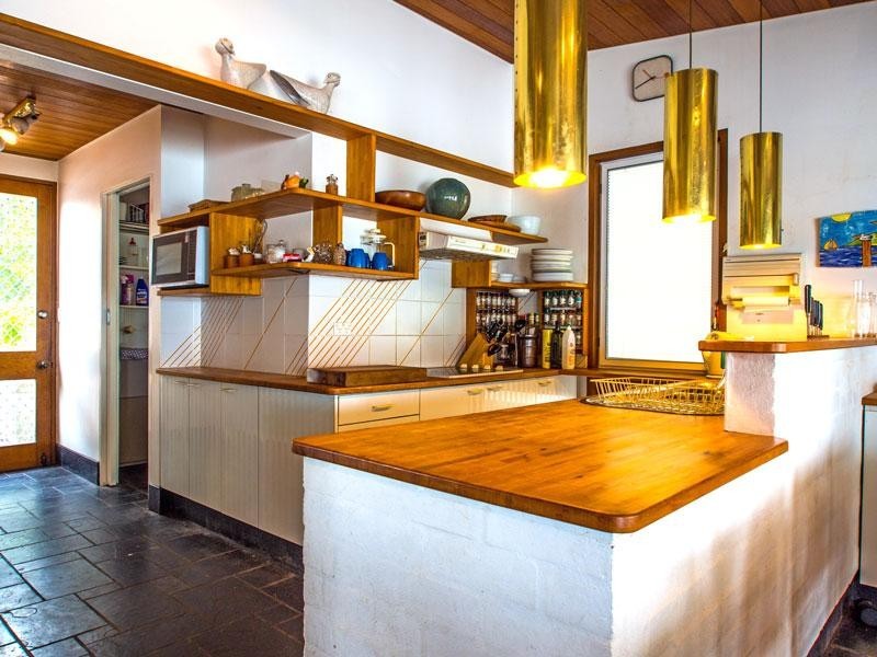 12 Bambury Avenue, Summerland Point NSW 2259