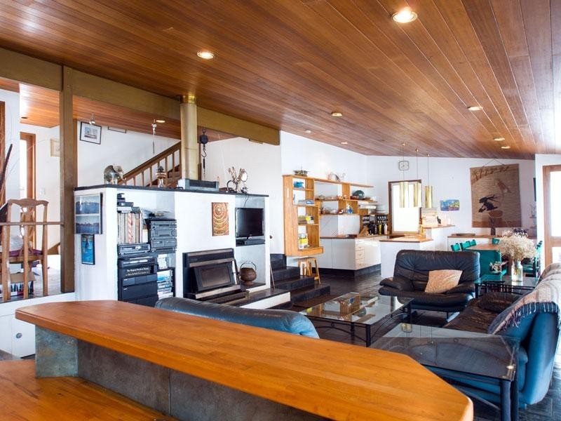 12 Bambury Avenue, Summerland Point NSW 2259