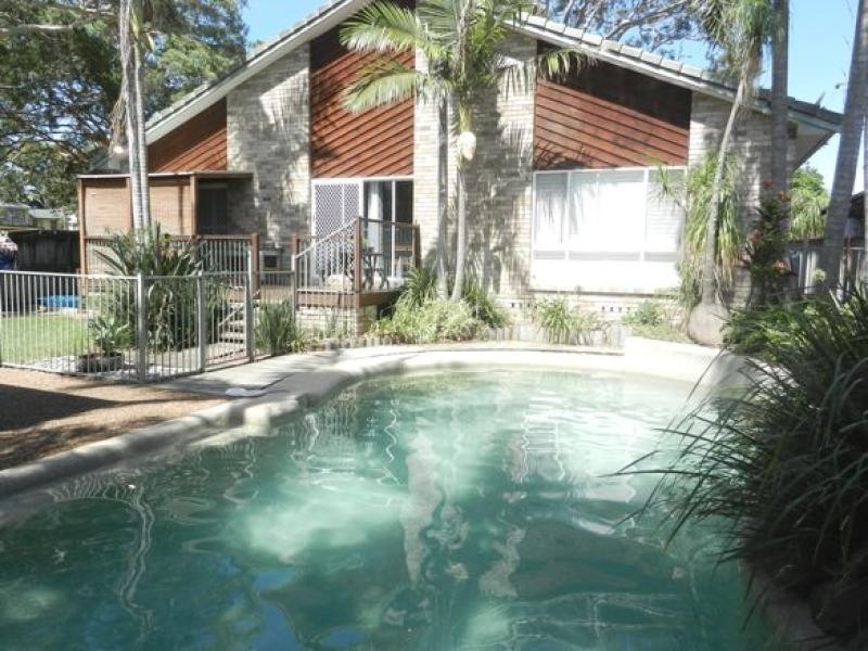 1 Vales  Road, Mannering Park NSW 2259