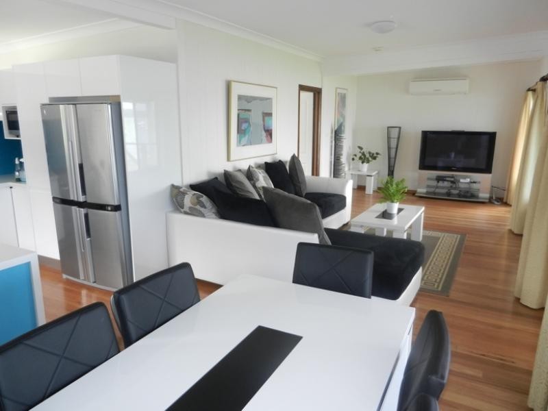 21 Kullaroo Road, Summerland Point NSW 2259