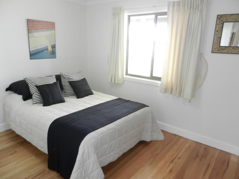 21 Kullaroo Road, Summerland Point NSW 2259