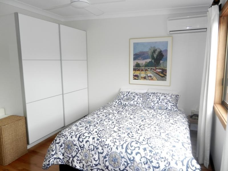 21 Kullaroo Road, Summerland Point NSW 2259