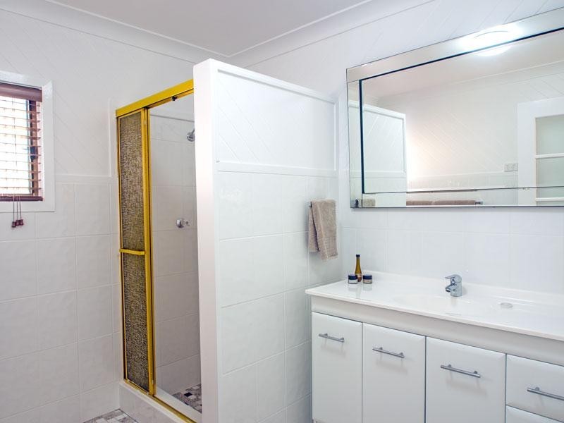 21 Kullaroo Road, Summerland Point NSW 2259