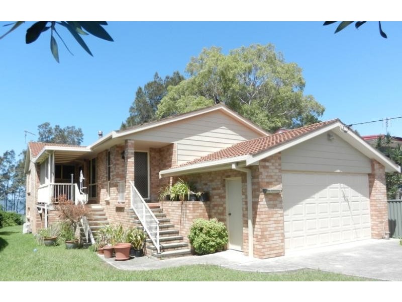 458 Tuggerawong  Road, Tuggerawong NSW 2259