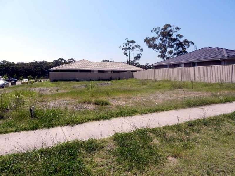 2 Regatta Way, Summerland Point NSW 2259