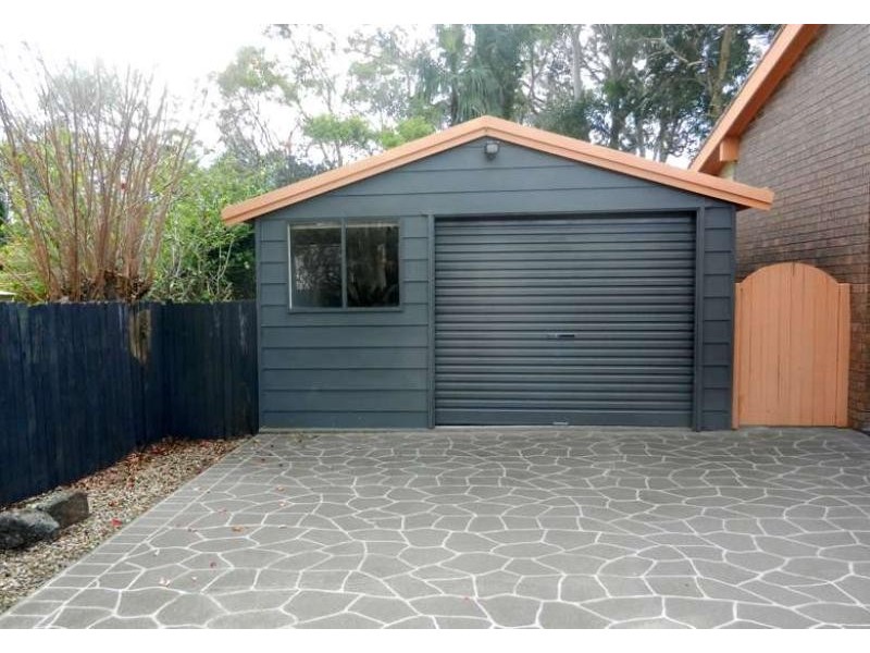 2 Murrumbong Road, Summerland Point NSW 2259