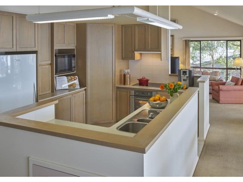 63 Gordon Avenue, Summerland Point NSW 2259