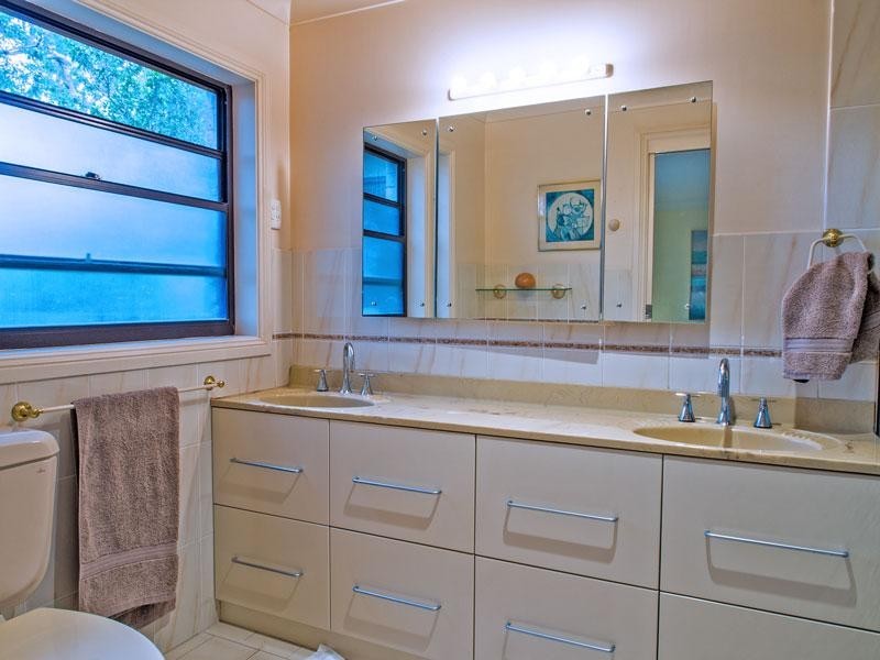 63 Gordon Avenue, Summerland Point NSW 2259