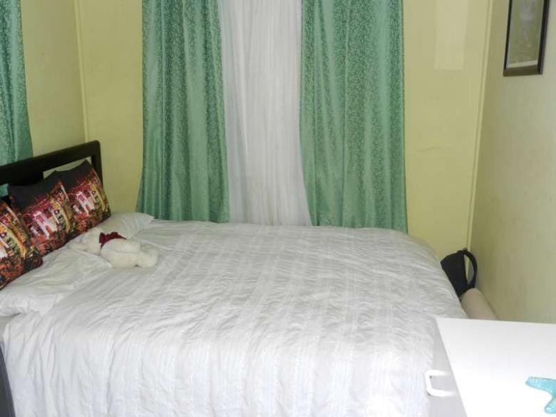 20 Kevin Street, Mannering Park NSW 2259